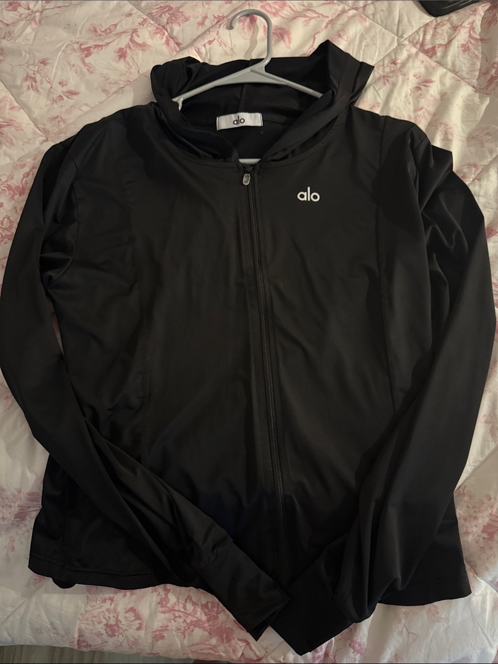 ALO Yoga Women's Black Full-Zip jacket